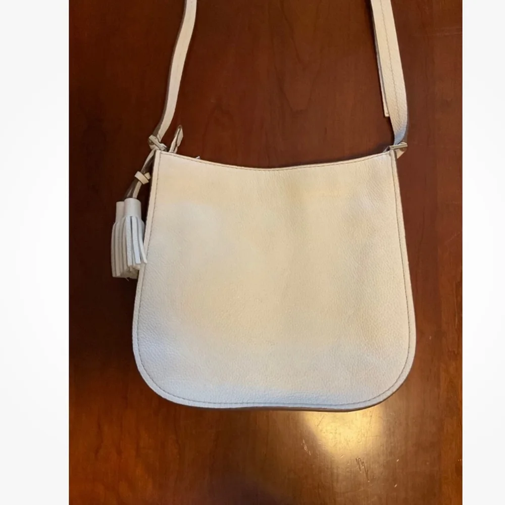 Kate Spade NY Orchard Street
Hemsley Pebbled Leather Handbag
Bright White - Picture 6 of 16